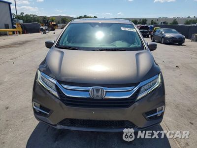 Piąte zdjęcie samochodu w środku: 2018 HONDA ODYSSEY TOURING VIN:5FNRL6H88JB005171 - miniatura