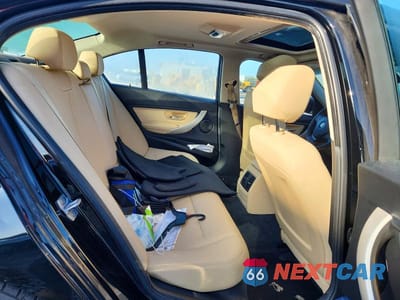 Zdjęcie 10 z 12 samochodu: 2017 BMW 320 I VIN:WBA8E1G3XHNU15655 - miniatura