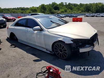 Czwarte zdjęcie samochodu z boku: 2019 MERCEDES-BENZ S 560 4MATIC VIN:WDDUG8GB0KA444503 - miniatura