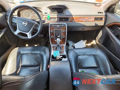 Zdjęcie 8 z 13 samochodu: 2013 VOLVO XC70 T6 VIN:YV4902BZ6D1153168 - miniatura