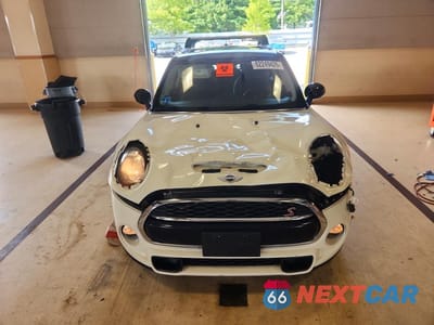 Piąte zdjęcie samochodu w środku: 2016 MINI COOPER S VIN:WMWXU3C50G2D28223 - miniatura