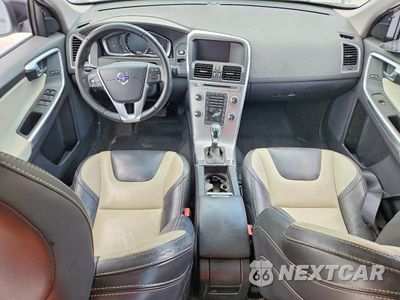 Zdjęcie 8 z 13 samochodu: 2017 VOLVO XC60 T5 DYNAMIC VIN:YV440MDR5H2222922 - miniatura