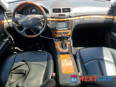 Zdjęcie 8 z 12 samochodu: 2007 MERCEDES-BENZ E 350 VIN:WDBUF56X47A992163 - miniatura