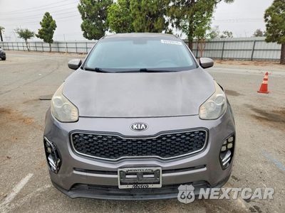 Piąte zdjęcie samochodu w środku: 2018 KIA SPORTAGE LX VIN:KNDPM3AC4J7339589 - miniatura
