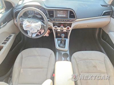 Zdjęcie 8 z 13 samochodu: 2019 HYUNDAI ELANTRA SE VIN:5NPD74LF9KH434489 - miniatura