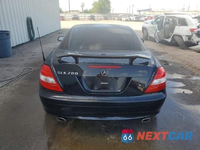 Zdjęcie 6 z 12 samochodu: 2007 MERCEDES-BENZ SLK 280 VIN:WDBWK54F07F134240 - miniatura