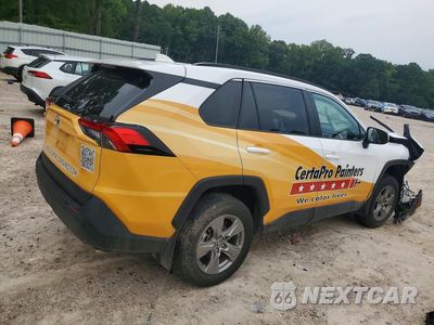Trzecie zdjęcie samochodu z tyłu: 2024 TOYOTA RAV4 LE VIN:4T3MWRFVXRU145272 - miniatura