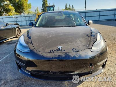 Piąte zdjęcie samochodu w środku: 2023 TESLA MODEL 3 VIN:5YJ3E1EA1PF566721 - miniatura
