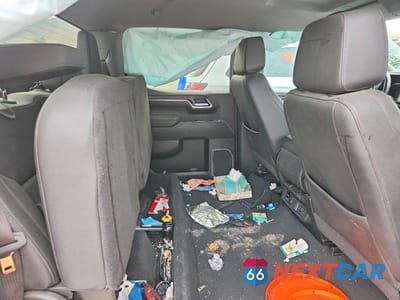Zdjęcie 10 z 11 samochodu: 2025 GMC SIERRA K1500 SLT VIN:3GTUUDED1SG125242 - miniatura