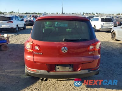 Zdjęcie 6 z 13 samochodu: 2010 VOLKSWAGEN TIGUAN S VIN:WVGAV7AX4AW002306 - miniatura