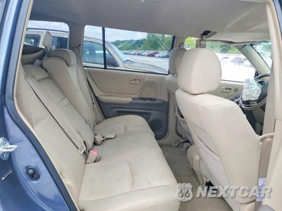 Zdjęcie 10 z 12 samochodu: 2005 TOYOTA HIGHLANDER BASE VIN:JTEGD21A550115461 - miniatura