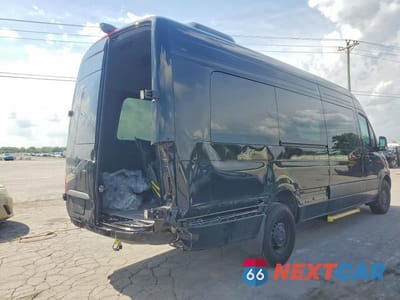 Trzecie zdjęcie samochodu z tyłu: 2024 MERCEDES-BENZ SPRINTER DELIVERY VAN VIN:W1X4NDHY4RP740529 - miniatura