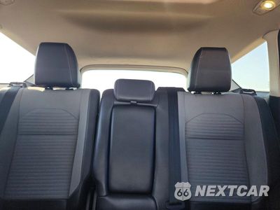 Zdjęcie 10 z 13 samochodu: 2017 FORD ESCAPE TITANIUM VIN:1FMCU9J90HUB43906 - miniatura