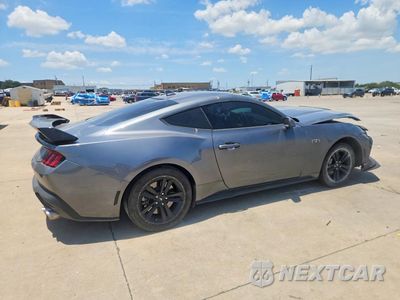 Trzecie zdjęcie samochodu z tyłu: 2025 FORD MUSTANG GT VIN:1FA6P8CF0S5401452 - miniatura