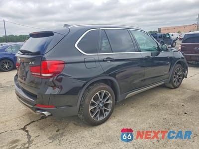 Trzecie zdjęcie samochodu z tyłu: 2018 BMW X5 XDRIVE35I VIN:5UXKR0C52J0X87667 - miniatura
