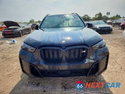 Piąte zdjęcie samochodu w środku: 2026 BMW X5 M60I VIN:5UX33EU08T9271429 - miniatura