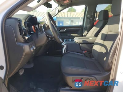 Zdjęcie 7 z 12 samochodu: 2026 GMC SIERRA K1500 SLE VIN:3GTPUBEK1TG163278 - miniatura