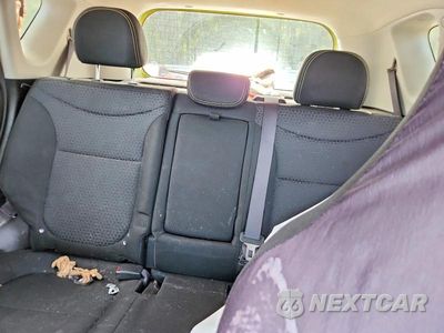 Zdjęcie 10 z 13 samochodu: 2015 KIA SOUL + VIN:KNDJP3A56F7800989 - miniatura
