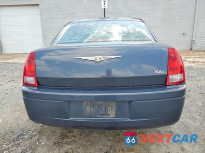 Zdjęcie 6 z 12 samochodu: 2007 CHRYSLER 300 VIN:2C3KA43R97H701797 - miniatura