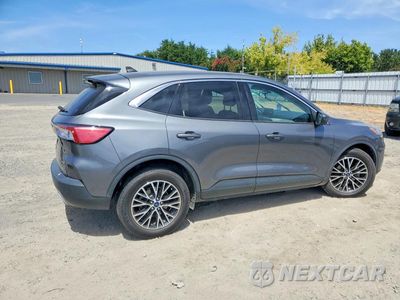 Trzecie zdjęcie samochodu z tyłu: 2022 FORD ESCAPE HYBRID VIN:1FMCU0KZ5NUA71591 - miniatura