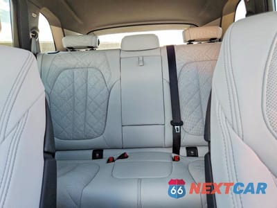 Zdjęcie 10 z 13 samochodu: 2025 BMW X5 M60I VIN:5UX33EU09S9W63852 - miniatura