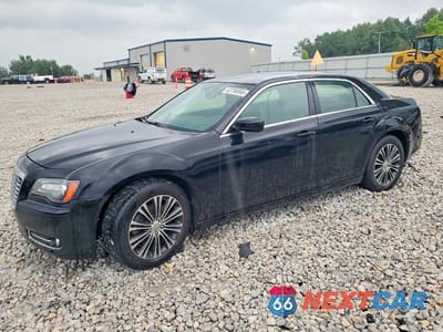 2013 CHRYSLER 300 S 2C3CCAGG2DH505458 - główne zdjęcie licytacji z USA - miniatura