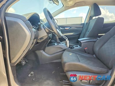 Zdjęcie 7 z 13 samochodu: 2018 NISSAN ROGUE SPORT SV VIN:JN1BJ1CP1JW162922 - miniatura