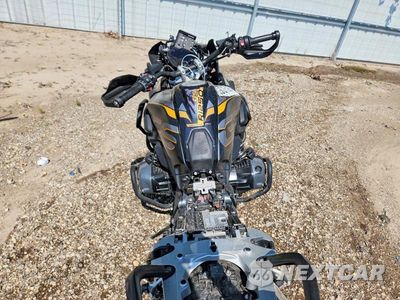 Zdjęcie 6 z 9 samochodu: 2020 BMW R 1250 GS VIN:WB10J9306LZJ18466 - miniatura