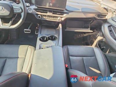 Zdjęcie 8 z 13 samochodu: 2024 ACURA ZDX A-SPEC VIN:4W5KHMRK0RZ519039 - miniatura