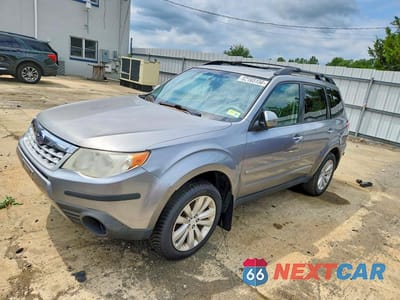 2011 SUBARU FORESTER JF2SHBDC6BH763843 - główne zdjęcie licytacji z USA - miniatura