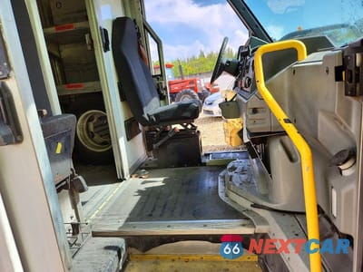 Zdjęcie 11 z 13 samochodu: 2013 ISUZU NPR HD DELIVERY VAN VIN:JALB4T177D7W01816 - miniatura