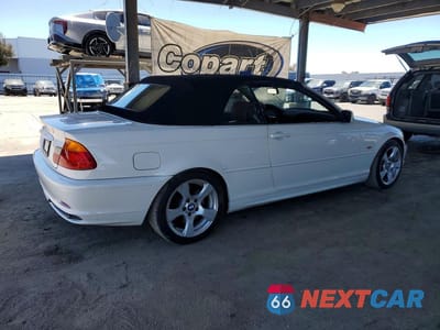Trzecie zdjęcie samochodu z tyłu: 2001 BMW 330 CI VIN:WBABS53471JU81937 - miniatura