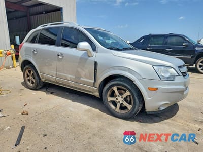 Czwarte zdjęcie samochodu z boku: 2013 CHEVROLET CAPTIVA LT VIN:3GNFL3EK6DS513966 - miniatura