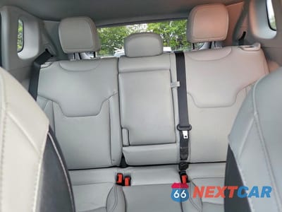 Zdjęcie 10 z 13 samochodu: 2022 JEEP COMPASS LATITUDE VIN:3C4NJDBB9NT235449 - miniatura