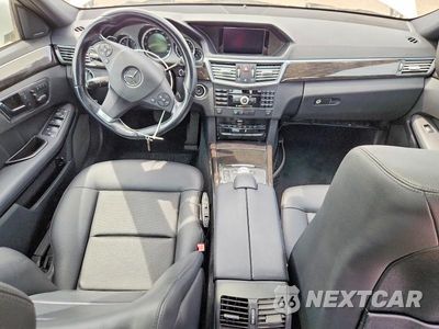 Zdjęcie 8 z 13 samochodu: 2010 MERCEDES-BENZ E 350 4MATIC VIN:WDDHF8HB6AA222954 - miniatura
