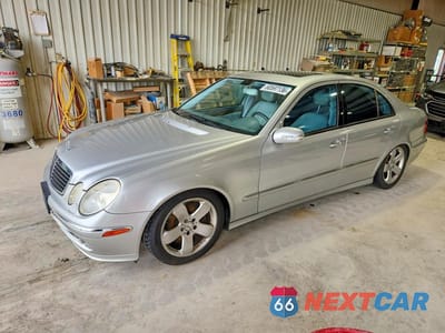 2005 MERCEDES-BENZ E 500 4MATIC WDBUF83J25X187046 - główne zdjęcie licytacji z USA - miniatura