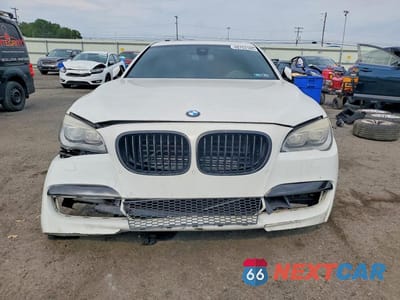 Piąte zdjęcie samochodu w środku: 2013 BMW 750 LXI VIN:WBAYF8C5XDD139930 - miniatura