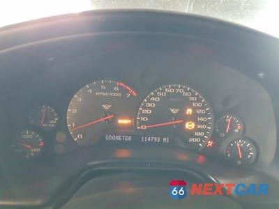 Zdjęcie 9 z 12 samochodu: 2002 CHEVROLET CORVETTE VIN:1G1YY32G825117105 - miniatura