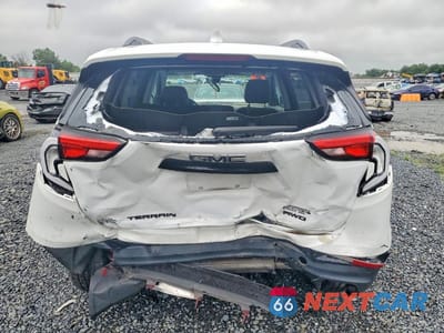 Zdjęcie 6 z 13 samochodu: 2021 GMC TERRAIN SLE VIN:3GKALTEV1ML369903 - miniatura