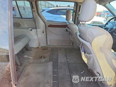 Zdjęcie 11 z 13 samochodu: 2005 CHRYSLER TOWN & COUNTRY LIMITED VIN:2C8GP64L75R240689 - miniatura