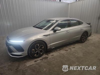 2025 HYUNDAI SONATA SEL KMHL64JAXSA459250 - główne zdjęcie licytacji z USA - miniatura