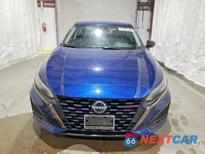 Piąte zdjęcie samochodu w środku: 2024 NISSAN ALTIMA SR VIN:1N4BL4CW8RN330904 - miniatura
