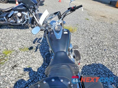 Zdjęcie 6 z 8 samochodu: 2024 KAWASAKI VN900 D VIN:JKAVN2D11RA072431 - miniatura