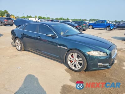 Czwarte zdjęcie samochodu z boku: 2016 JAGUAR XJL PORTFOLIO VIN:SAJWJ2GD3G8W02934 - miniatura