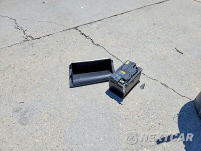 Zdjęcie 12 z 13 samochodu: 2025 KIA K5 GT VIN:KNAG44J86S5386375 - miniatura