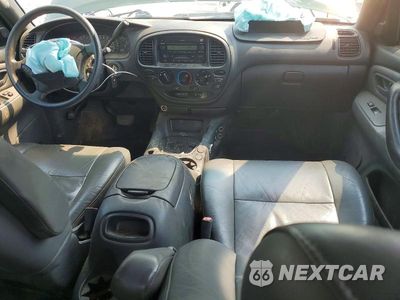 Zdjęcie 8 z 12 samochodu: 2004 TOYOTA TUNDRA LIMITED VIN:5TBDT48144S445057 - miniatura
