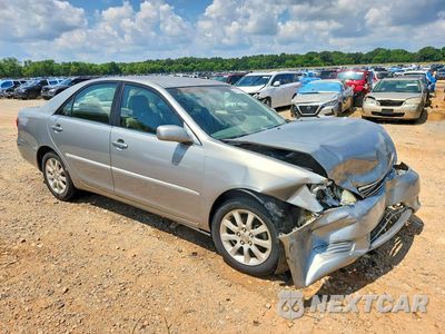 Czwarte zdjęcie samochodu z boku: 2005 TOYOTA CAMRY LE VIN:4T1BE32K65U950210 - miniatura
