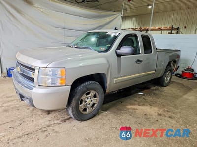 2008 CHEVROLET SILVERADO K1500 2GCEK19J081107339 - główne zdjęcie licytacji z USA - miniatura
