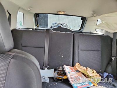 Zdjęcie 10 z 13 samochodu: 2011 TOYOTA FJ CRUISER BASE VIN:JTEBU4BF9BK109680 - miniatura