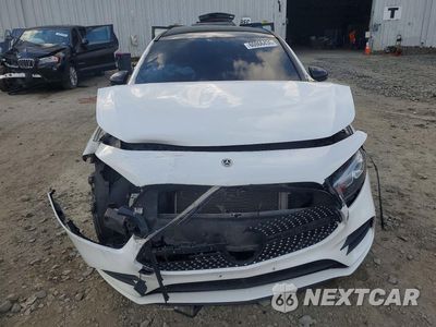 Piąte zdjęcie samochodu w środku: 2022 MERCEDES-BENZ A 220 4MATIC VIN:W1K3G4FB8NJ356342 - miniatura